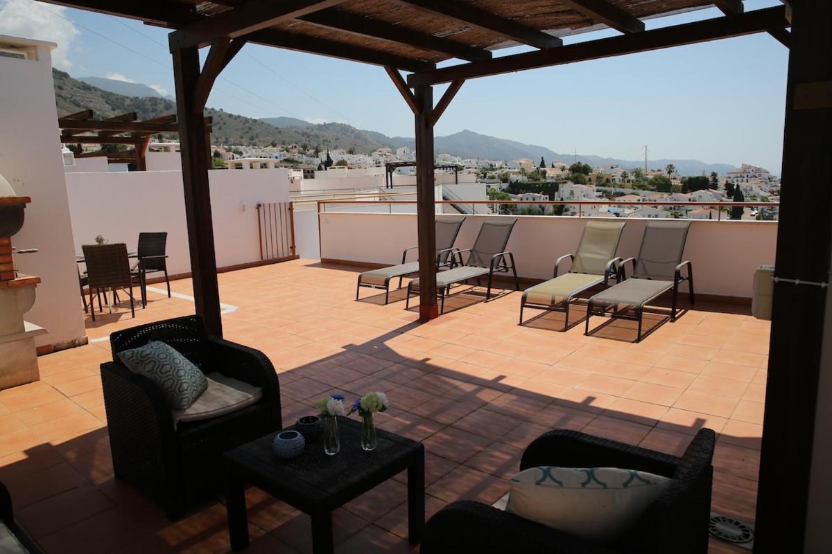 Andaluz Apartments Mar De Nerja Exterior photo