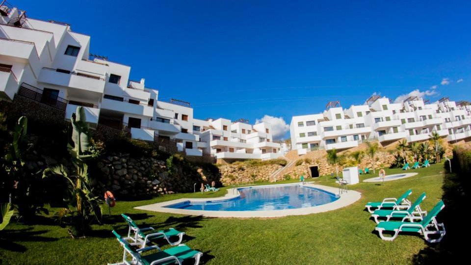 Andaluz Apartments Mar De Nerja Exterior photo