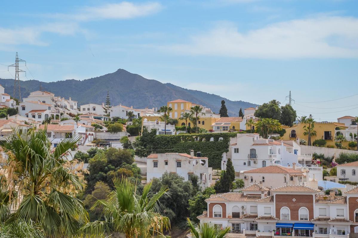 Andaluz Apartments Mar De Nerja Exterior photo