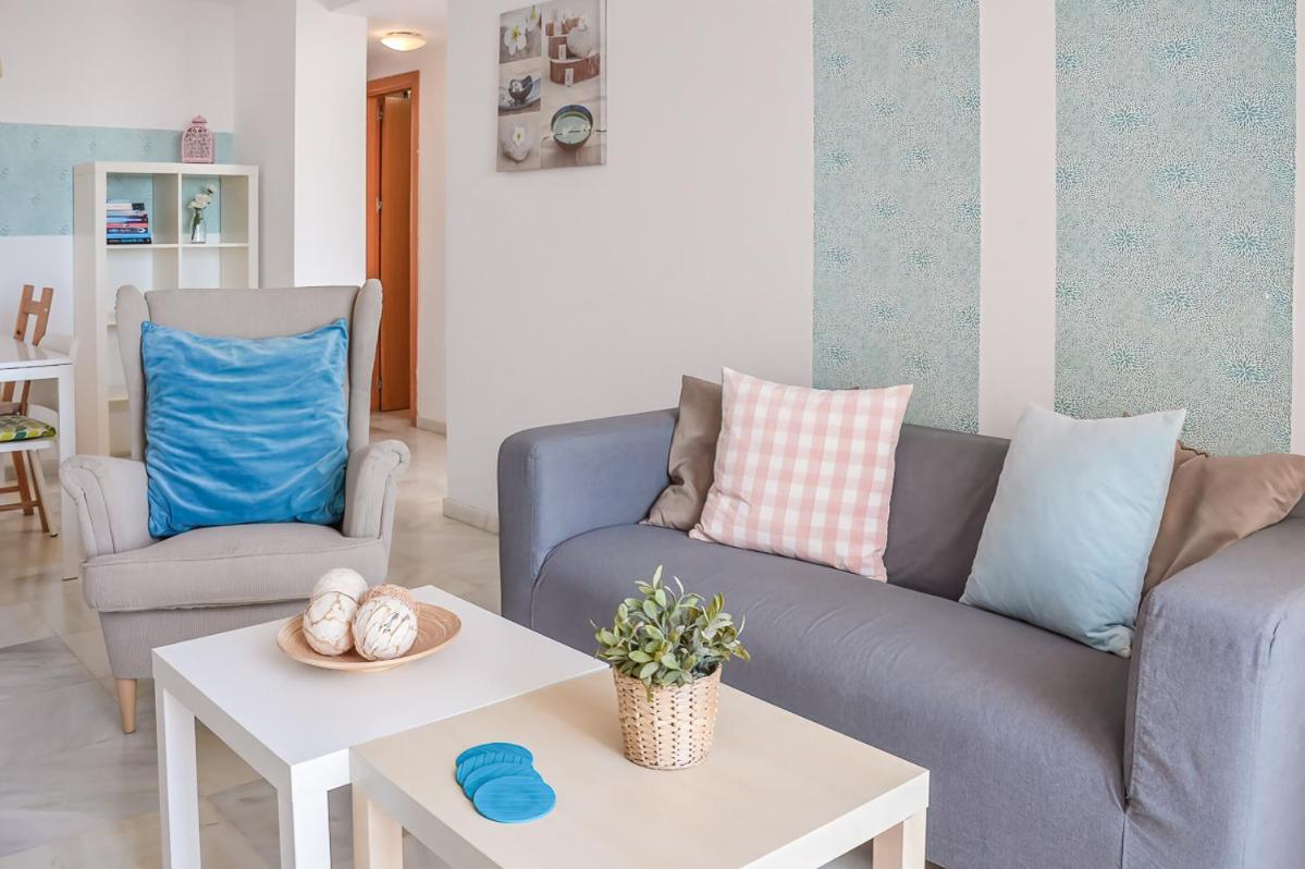 Andaluz Apartments Mar De Nerja Room photo